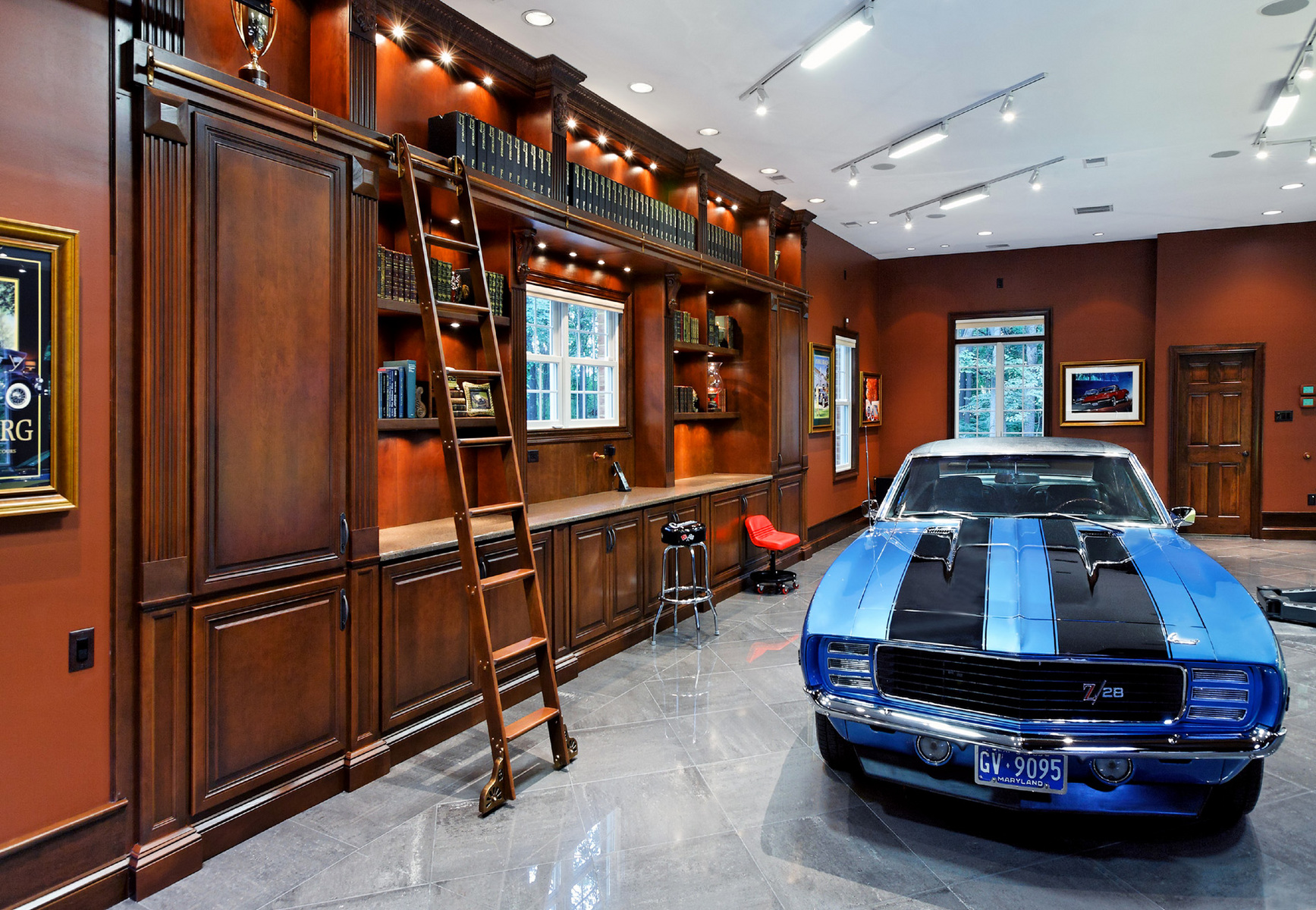 Custom Garage