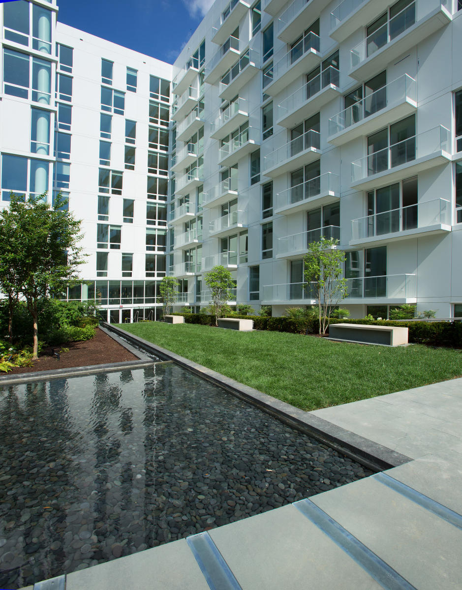 5333 Conn. Ave. - Grunley Construction / Eric Colbert Assoc.